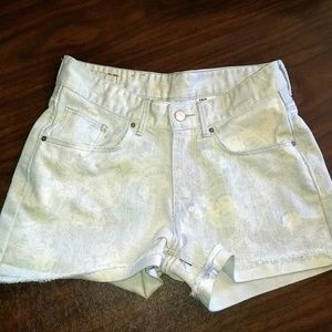 H&M hi waisted denim shorts size 4